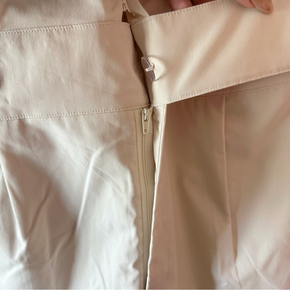 NWT Vestique Safe and Sound Romper Cream Utility Medium - Picture 9 of 11